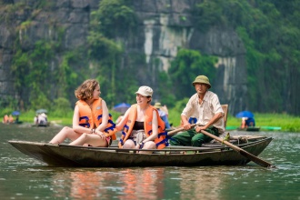 Khó đón khách quốc tế từ 15/3
